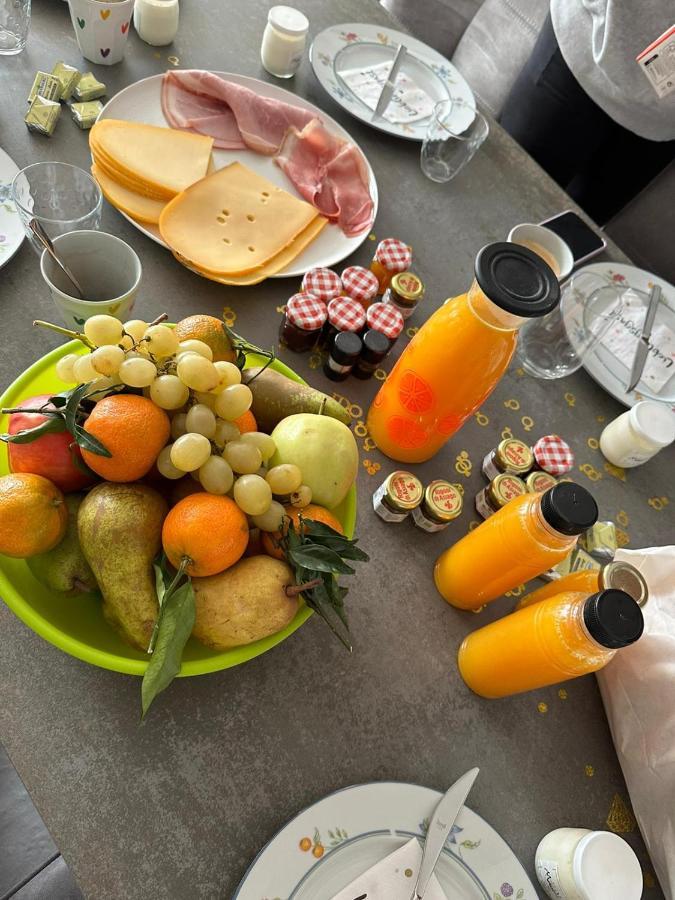 Le Paradis D'Henri Hannut Luaran gambar